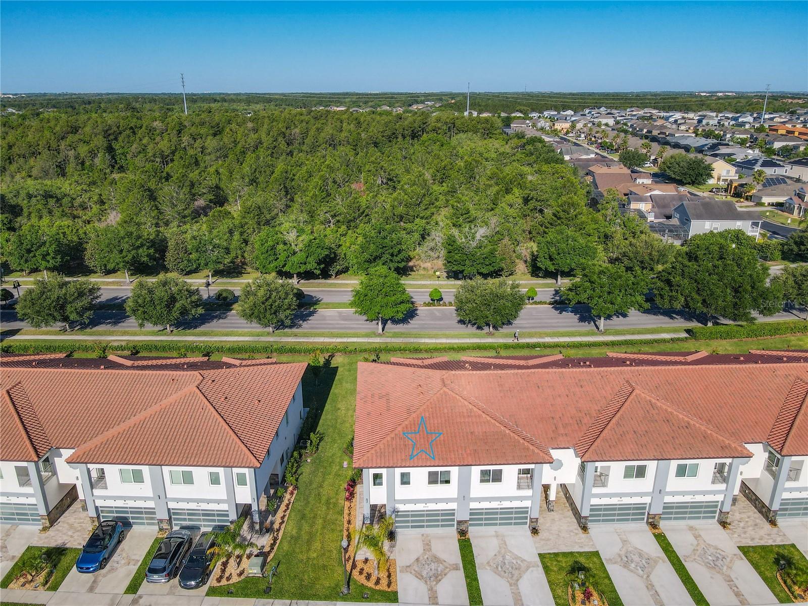 Image 11 of 67 For 2000 Greenbriar Terrace