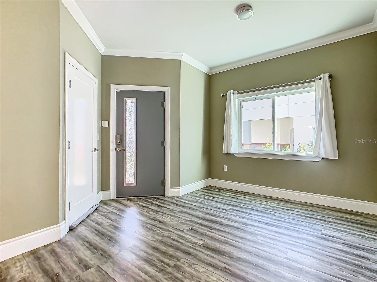 Image 64 of 67 For 2000 Greenbriar Terrace