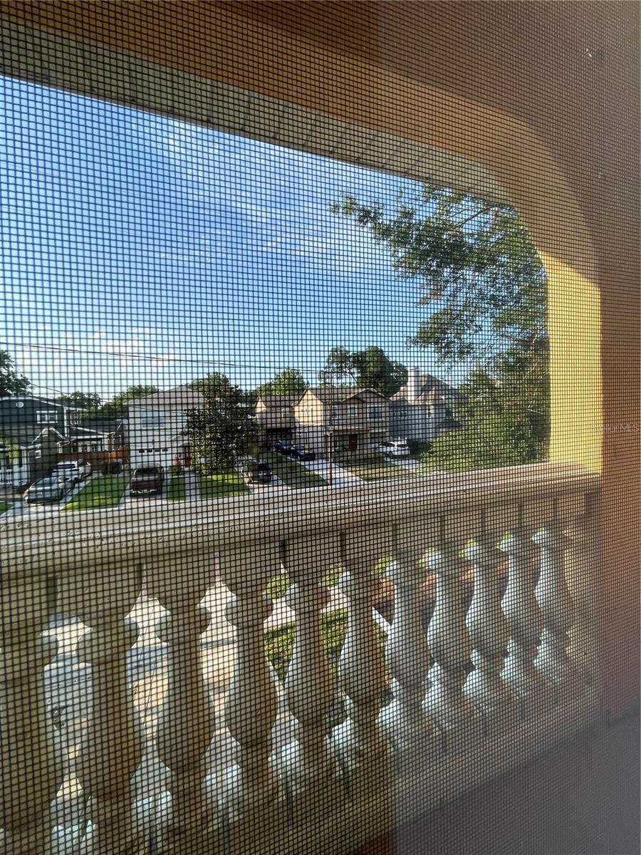 Image 11 of 14 For 1822 Garvin Street