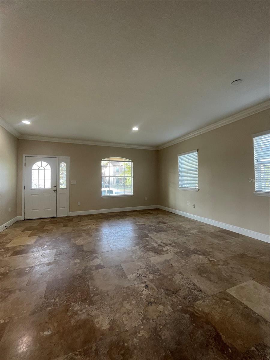 Image 2 of 14 For 1822 Garvin Street