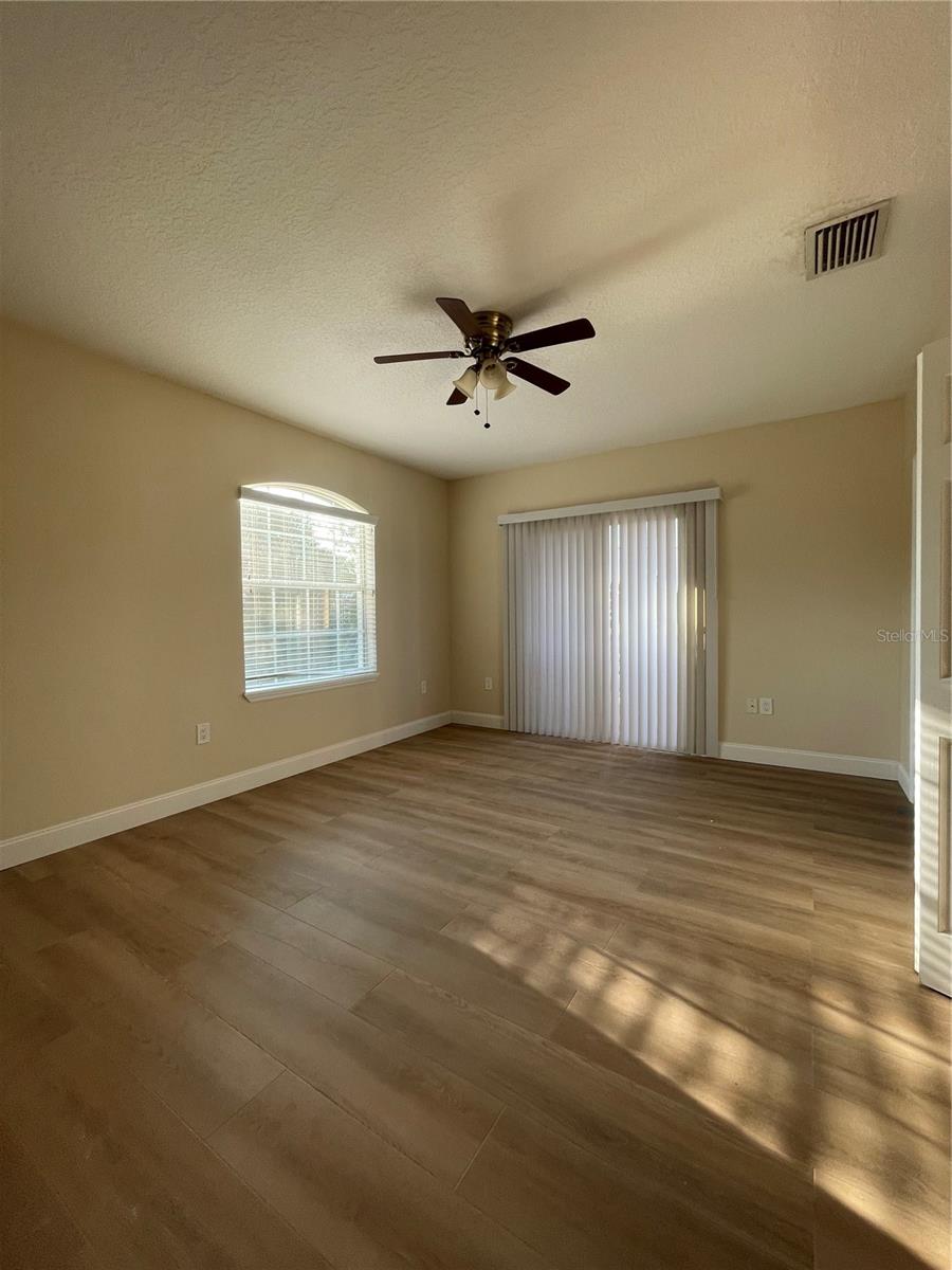 Image 9 of 14 For 1822 Garvin Street