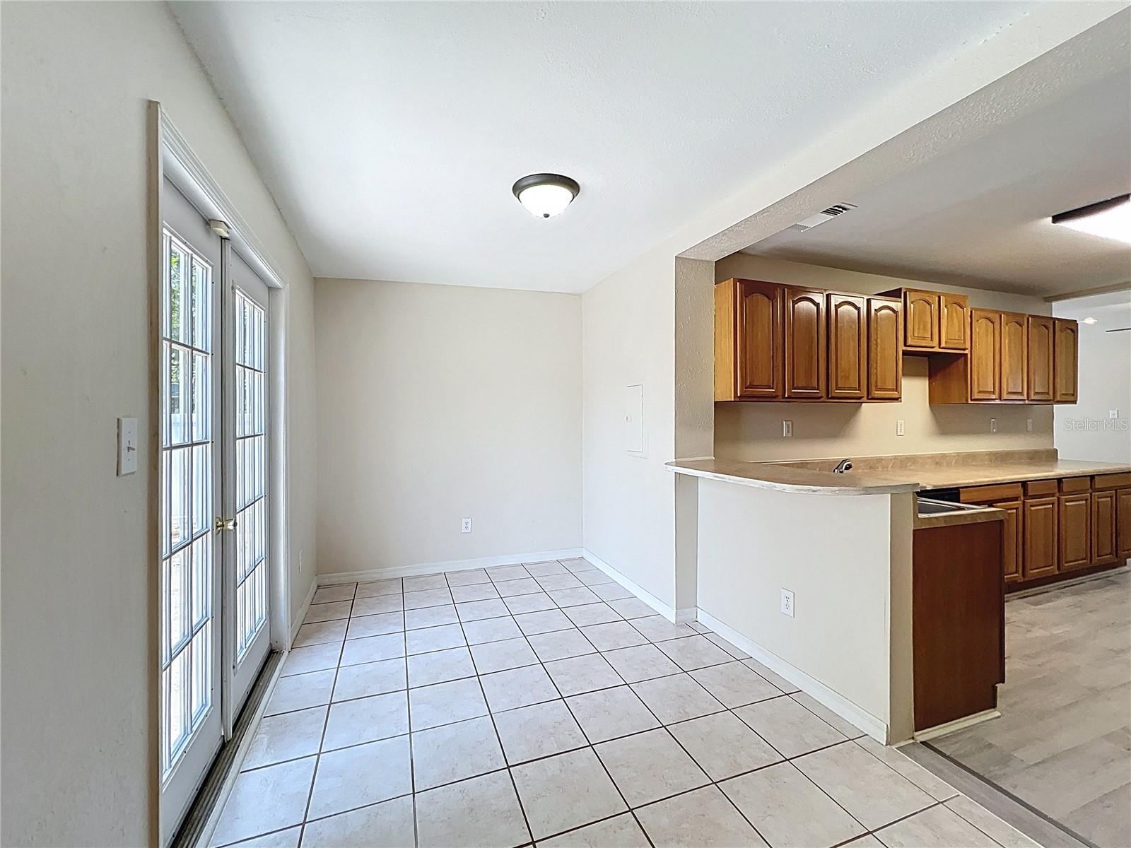 Image 13 of 37 For 2409 Magnolia Street