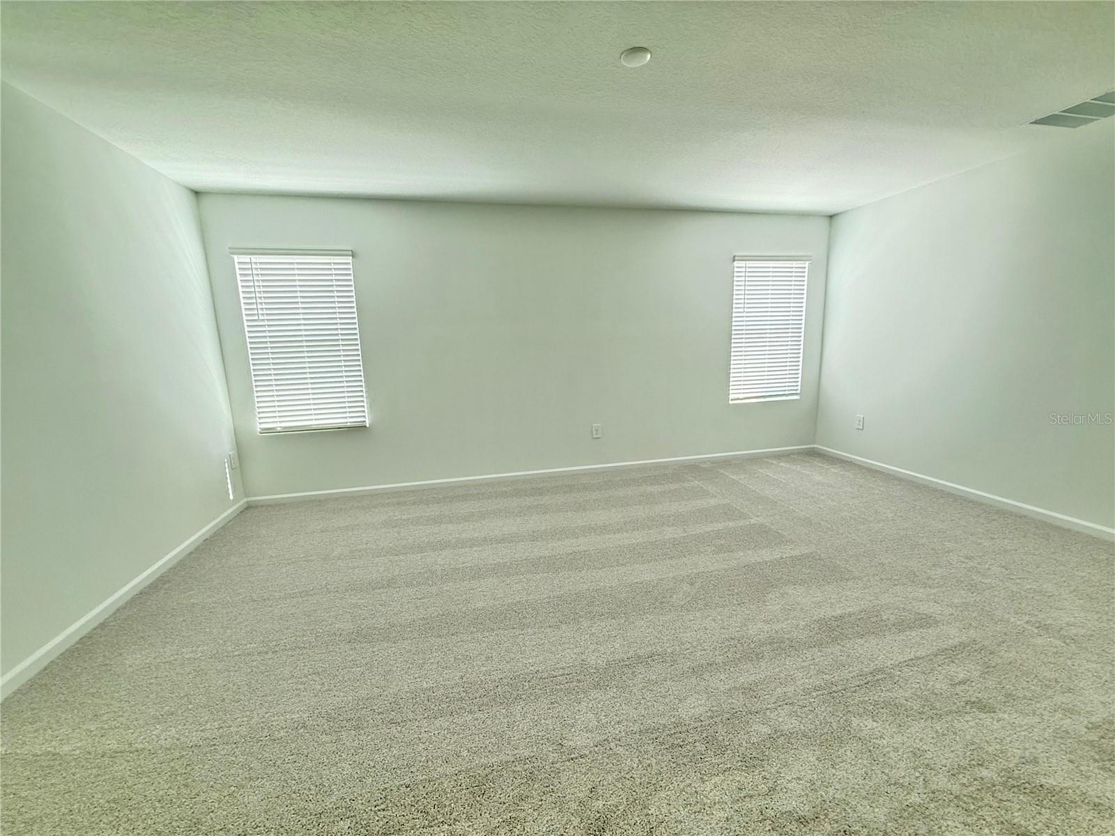 Image 21 of 27 For 4796 Golden Knight Boulevard