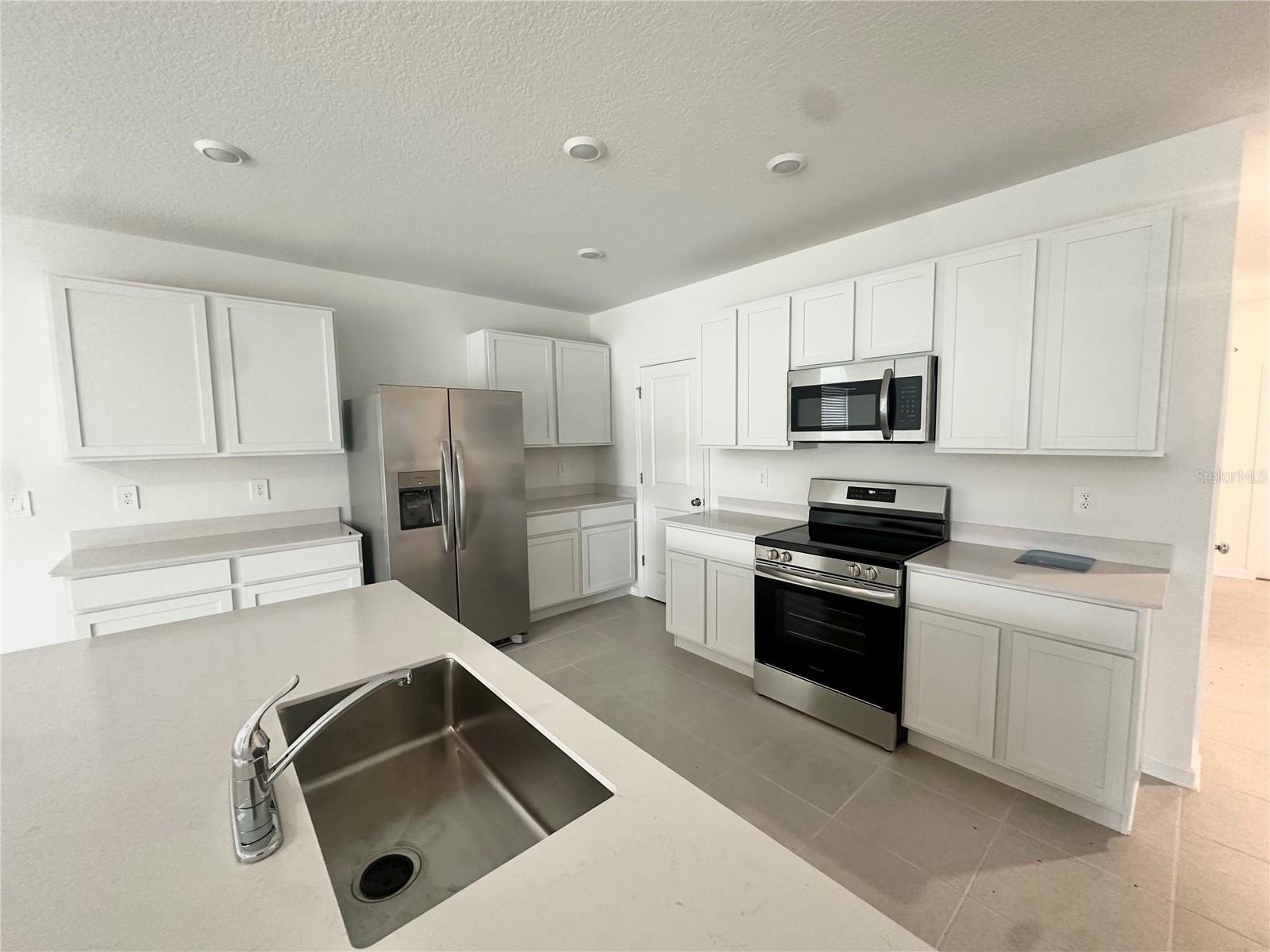 Image 25 of 27 For 4796 Golden Knight Boulevard
