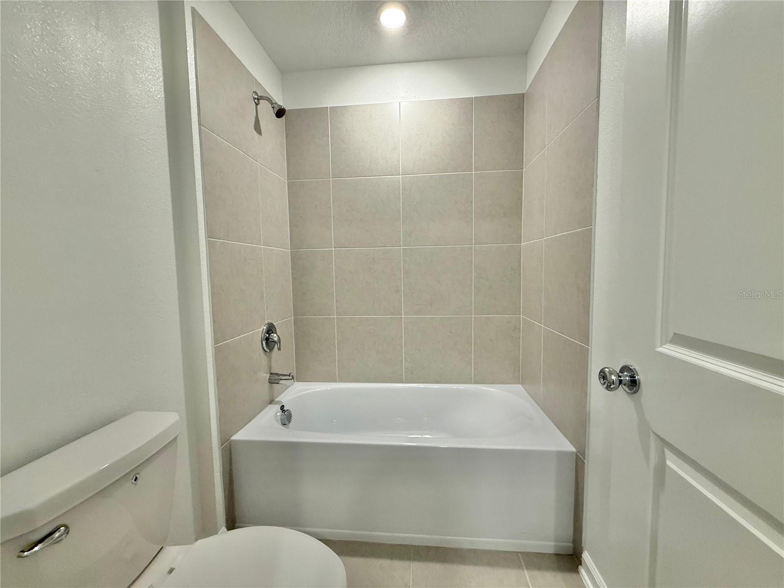 Image 6 of 27 For 4796 Golden Knight Boulevard