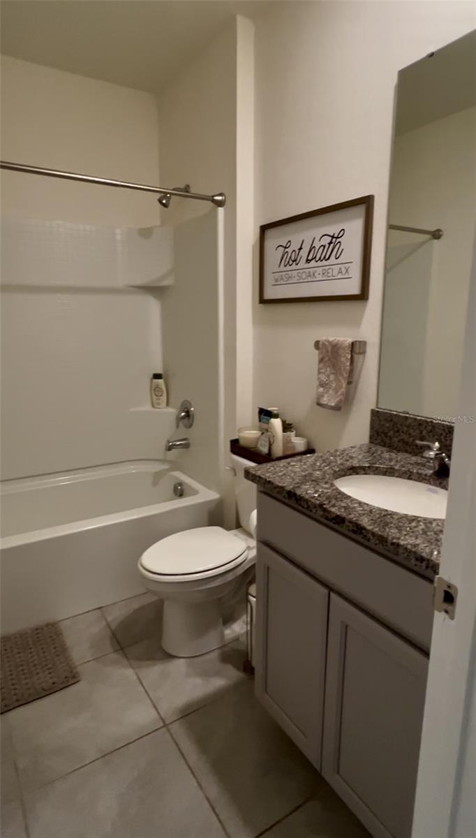 Image 3 of 23 For 511 Noble Avenue
