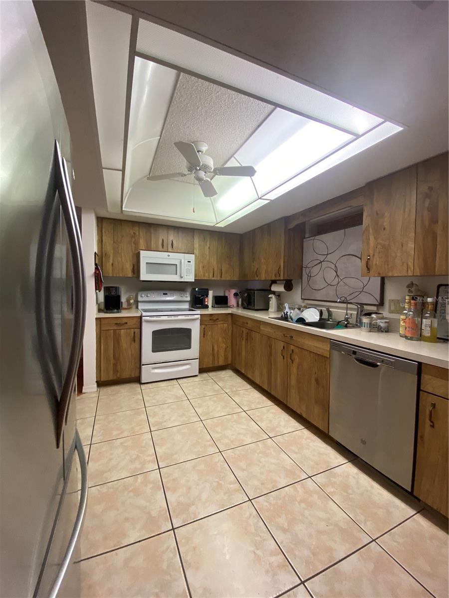 Image 3 of 16 For 12322 Alta Mira Street