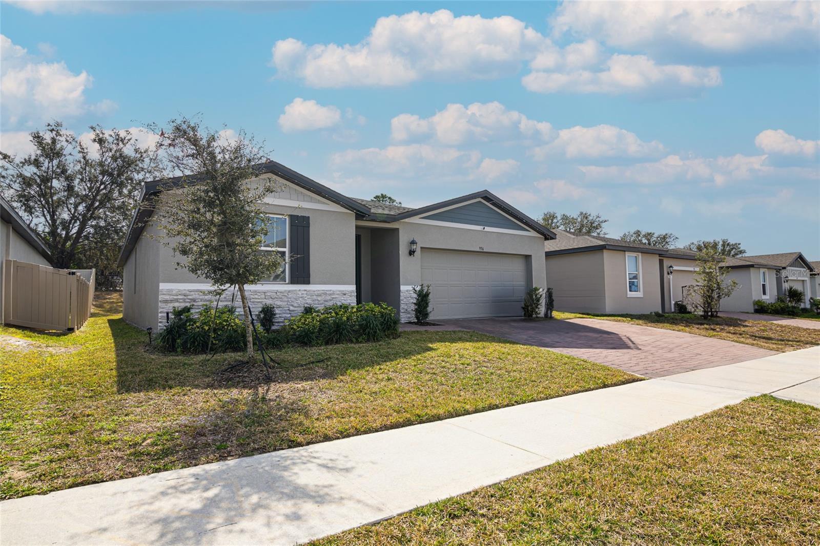 Details for 956 Cambridge Drive, WINTER HAVEN, FL 33881