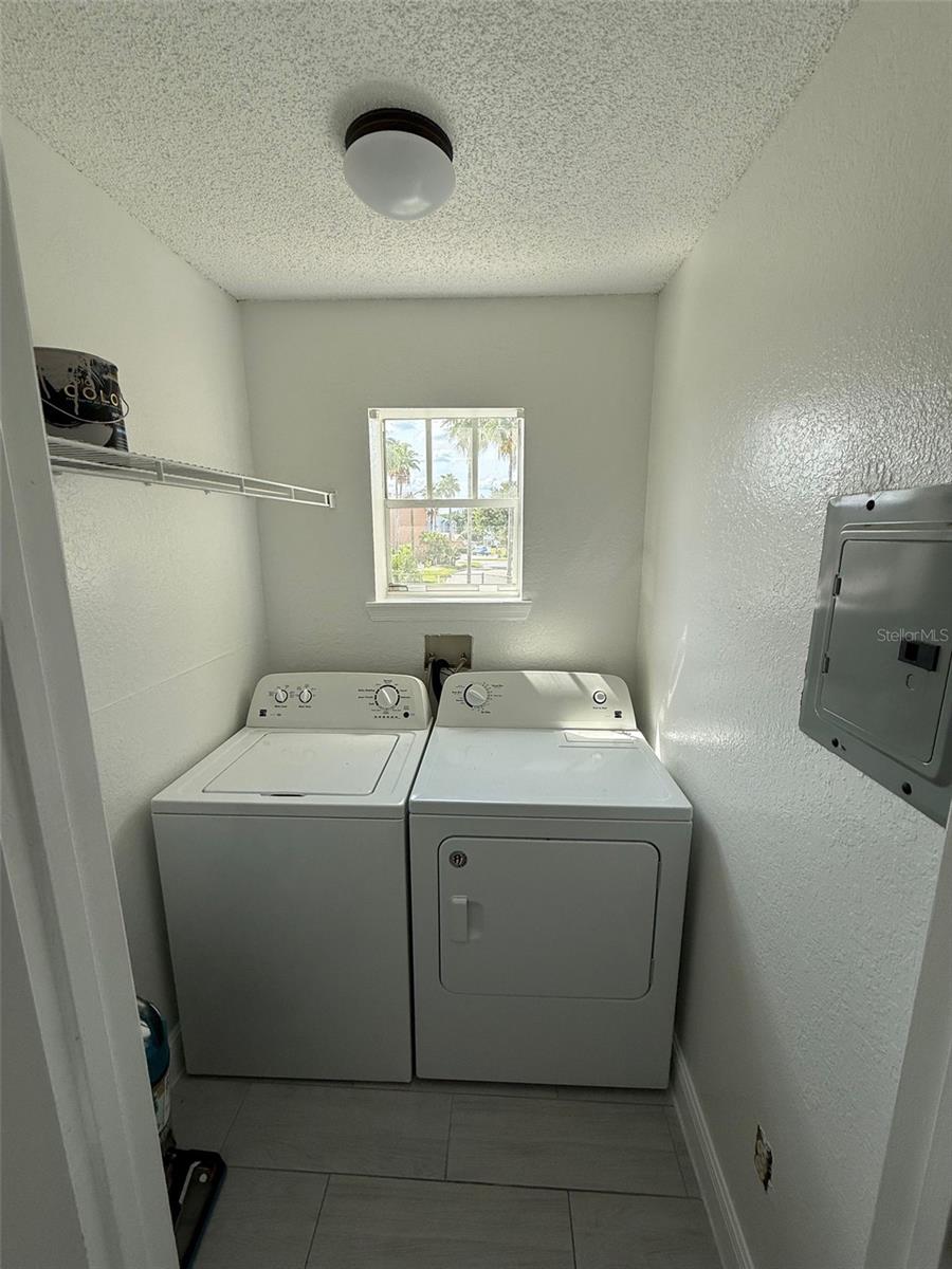 Image 31 of 44 For 2206 Antigua Place 1025
