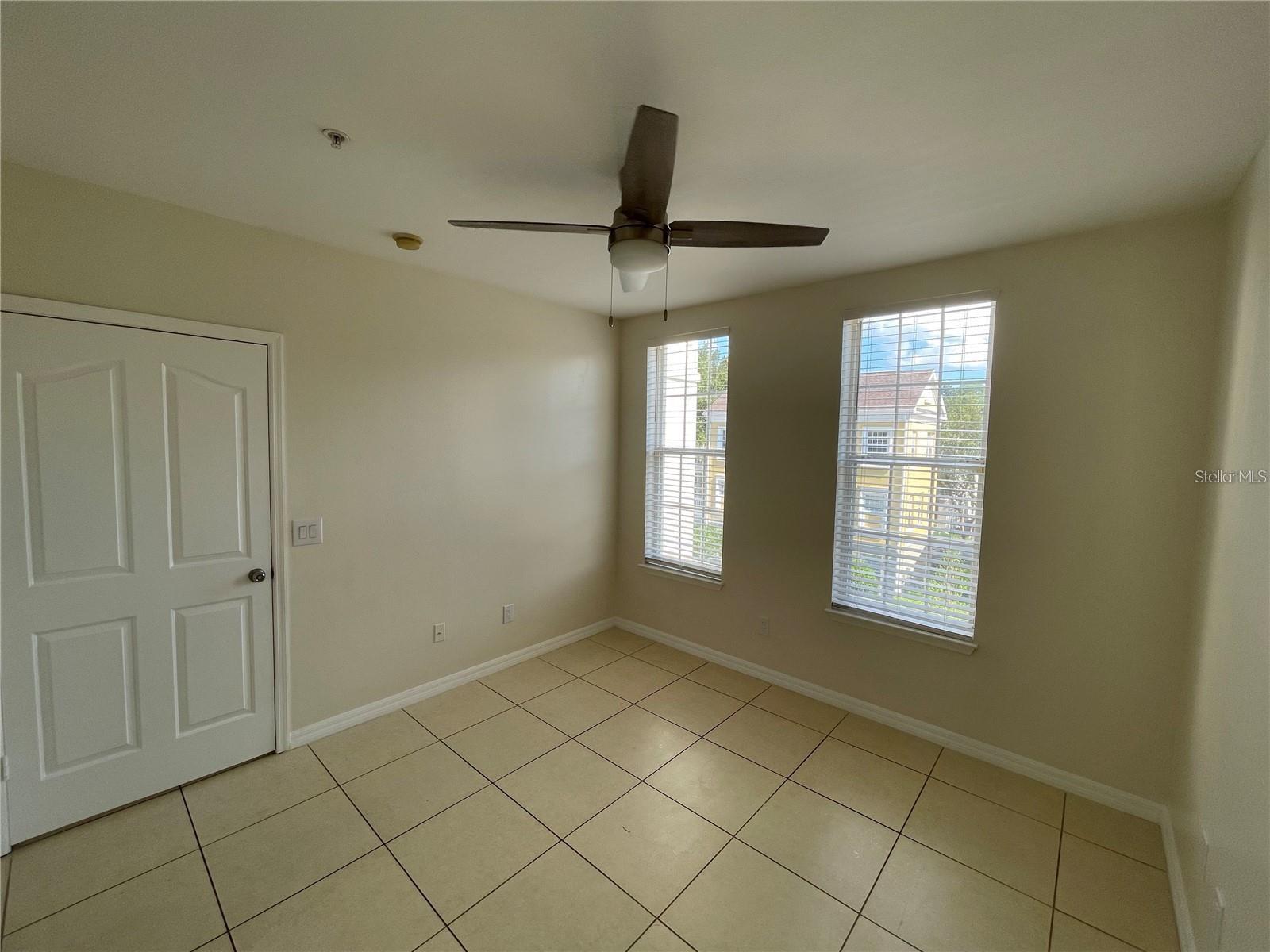 Image 19 of 45 For 1020 Siena Park Boulevard W 304