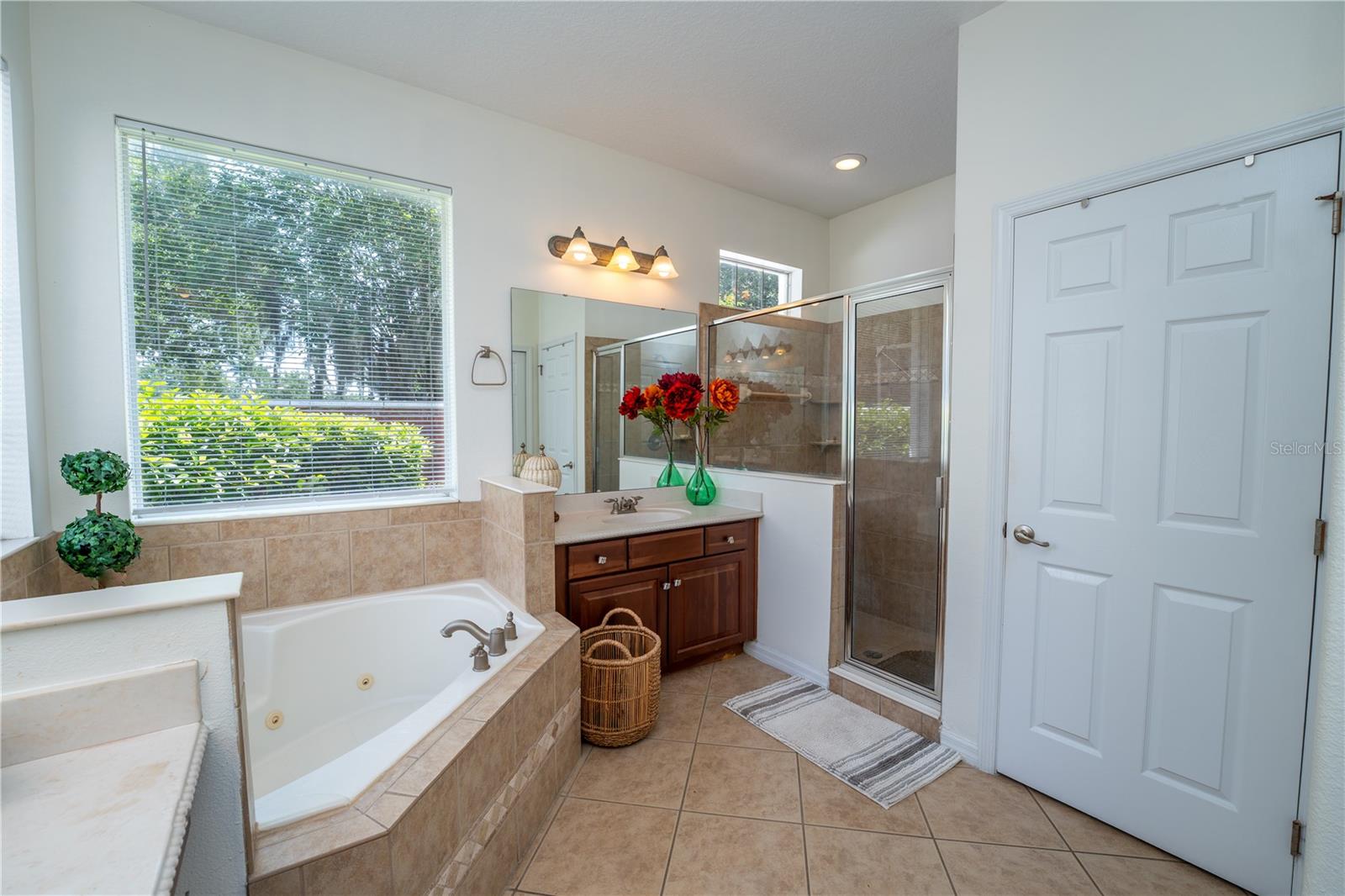 Image 27 of 51 For 8835 Abbey Leaf Lane