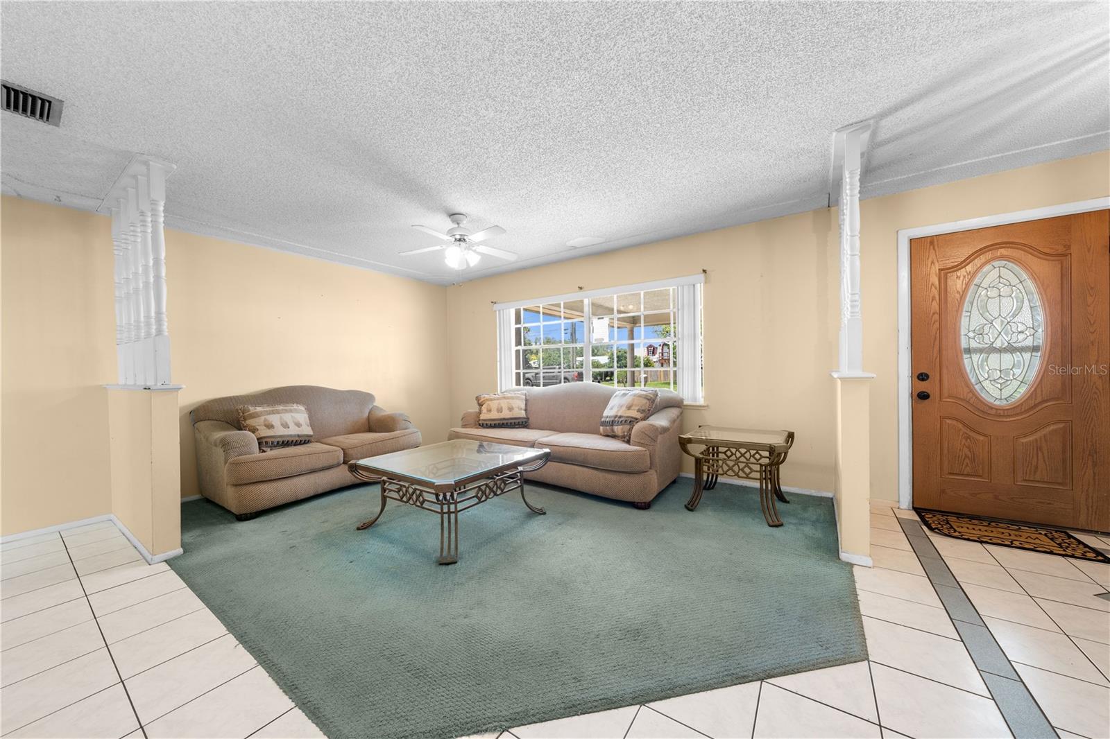 Image 16 of 63 For 2947 Larson Street