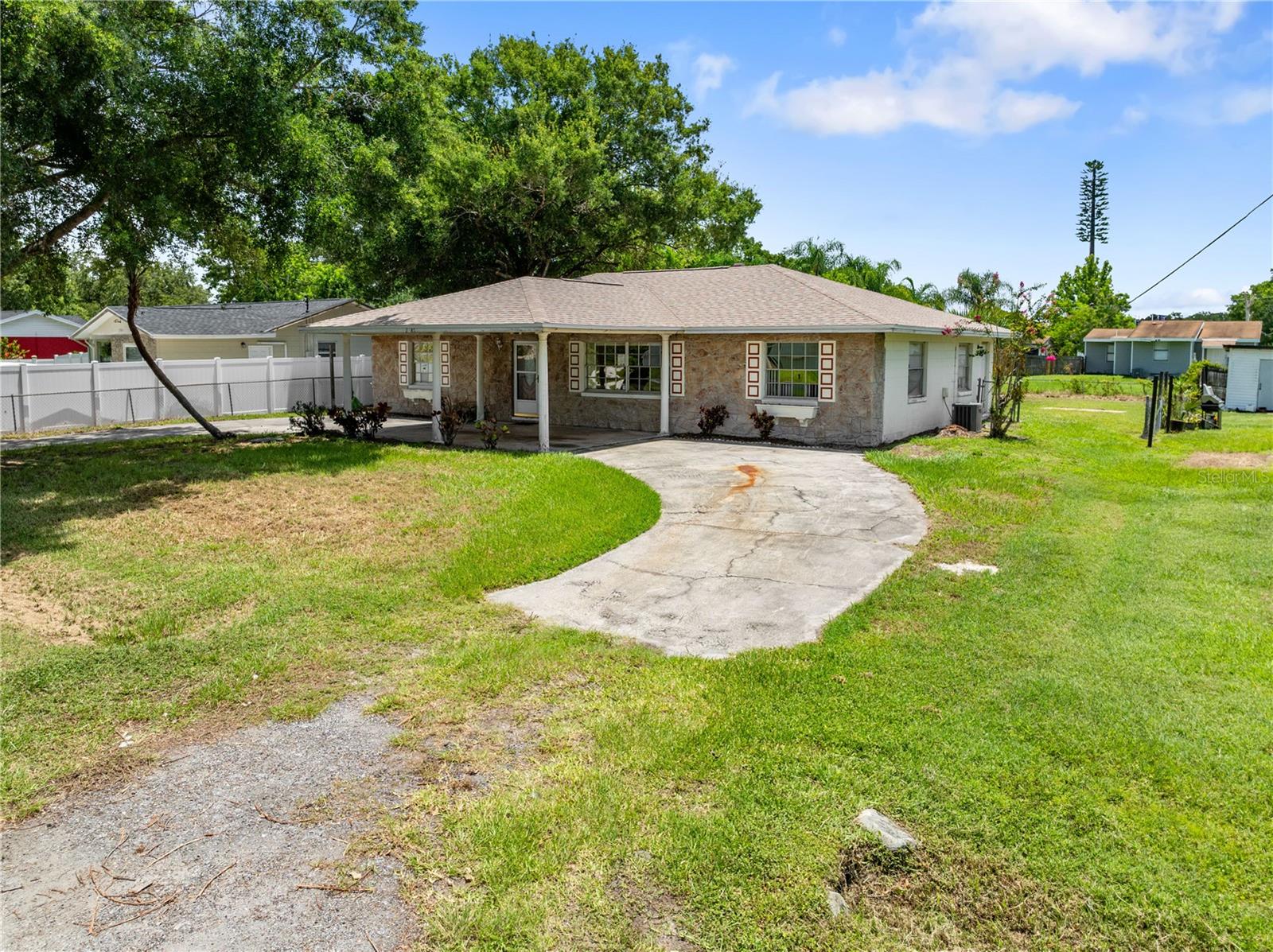 Image 2 of 63 For 2947 Larson Street