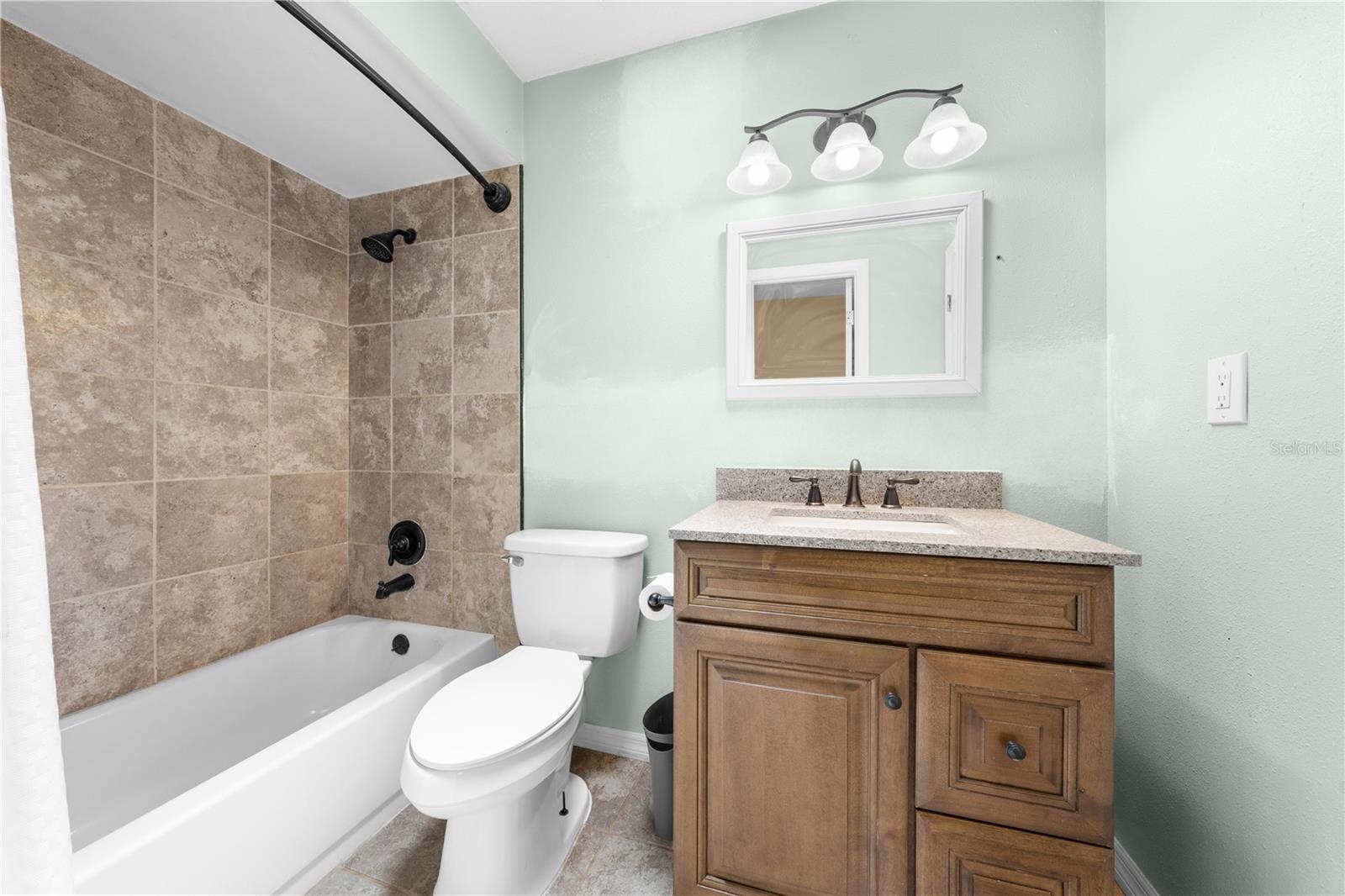 Image 20 of 63 For 2947 Larson Street