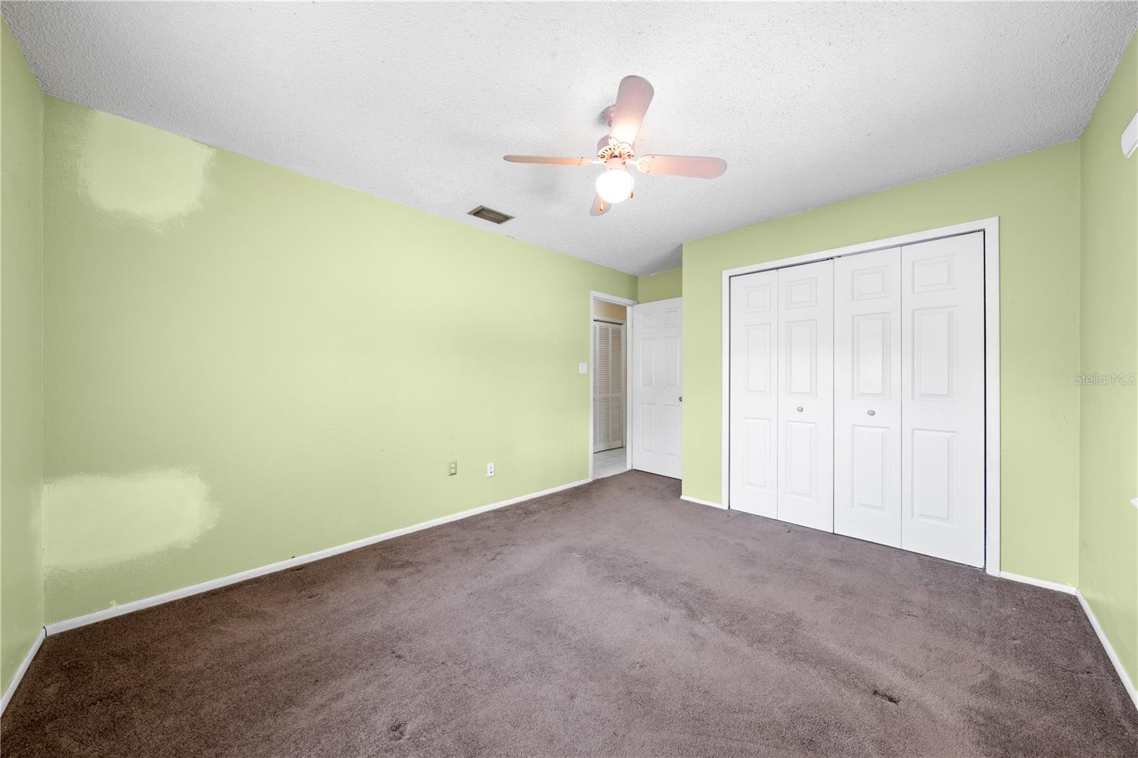 Image 22 of 63 For 2947 Larson Street
