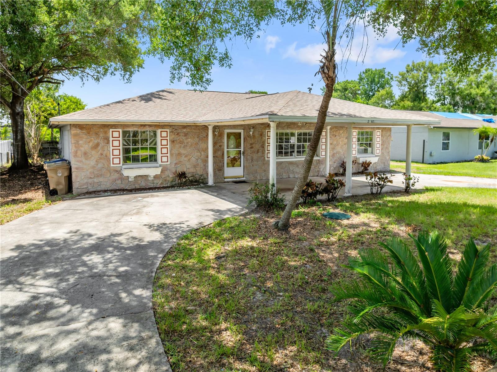 Image 8 of 63 For 2947 Larson Street
