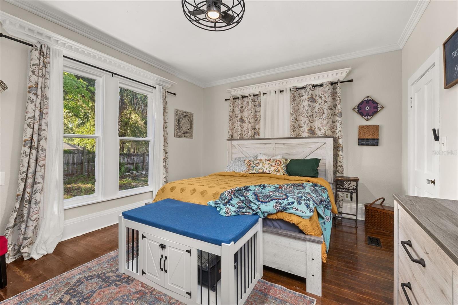 Image 16 of 99 For 525 Blue Springs Avenue