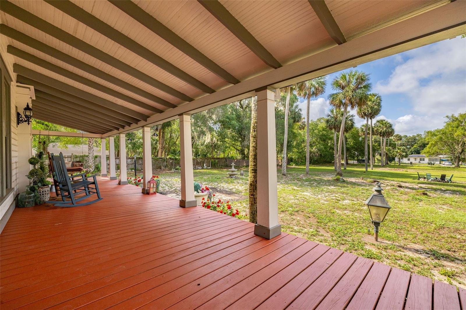 Image 6 of 99 For 525 Blue Springs Avenue