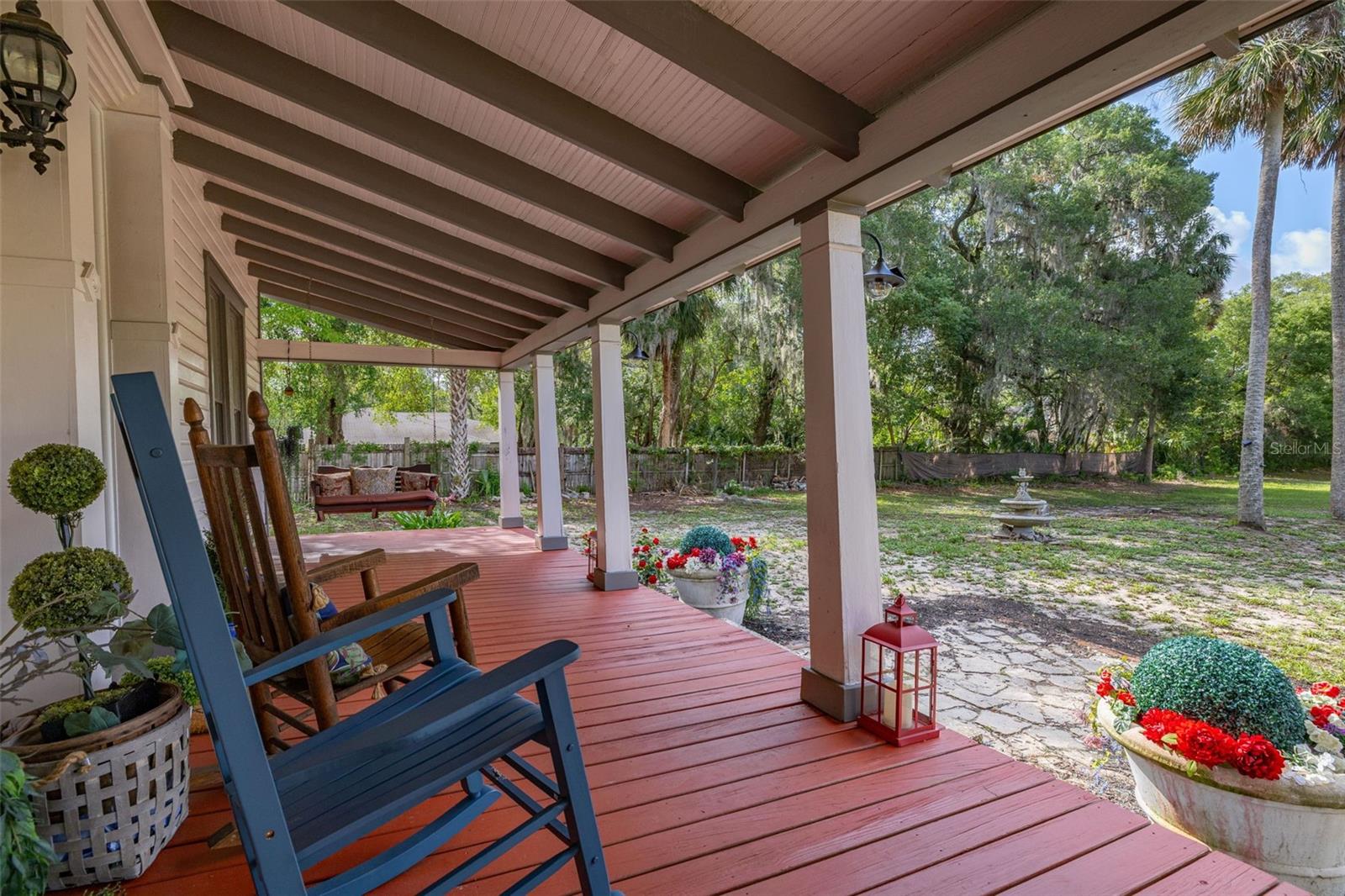 Image 7 of 99 For 525 Blue Springs Avenue