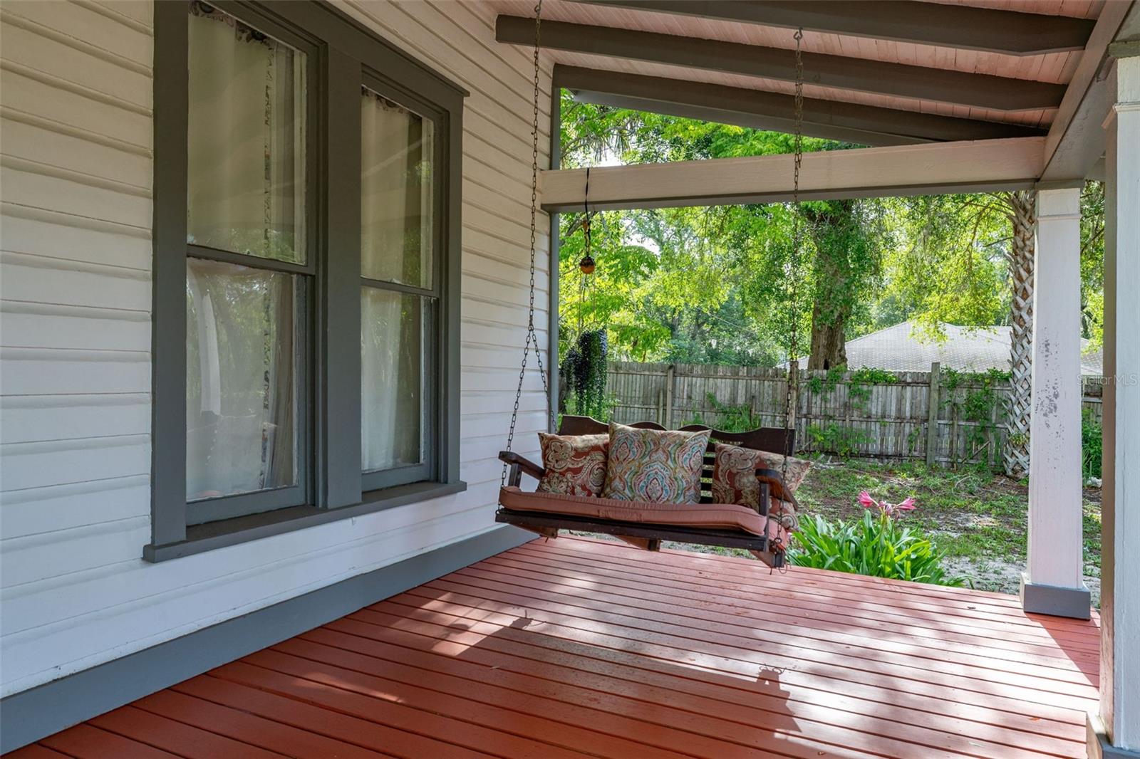 Image 9 of 99 For 525 Blue Springs Avenue