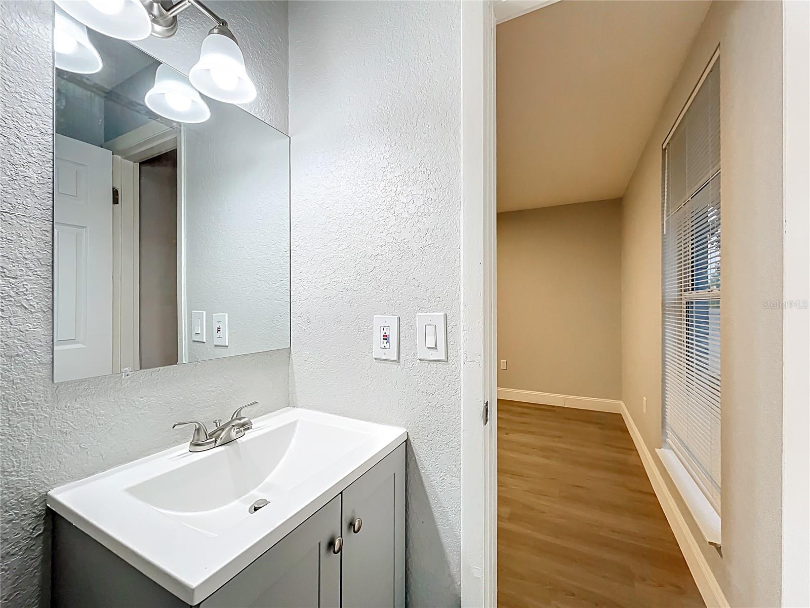 Image 16 of 30 For 1503 Woodlyn Drive