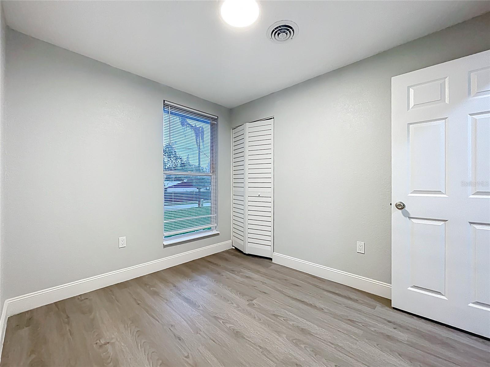 Image 18 of 30 For 1503 Woodlyn Drive