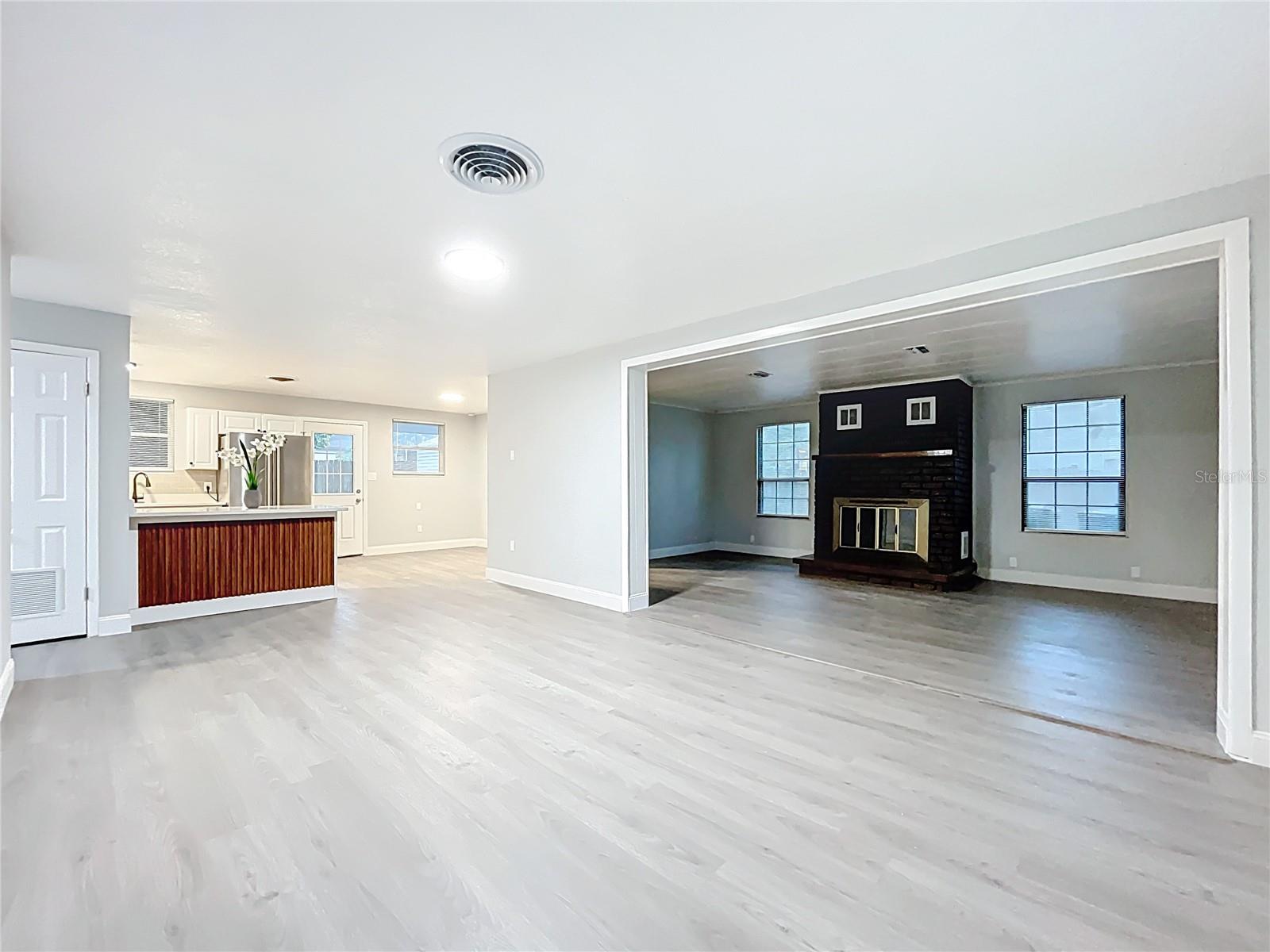 Image 7 of 30 For 1503 Woodlyn Drive