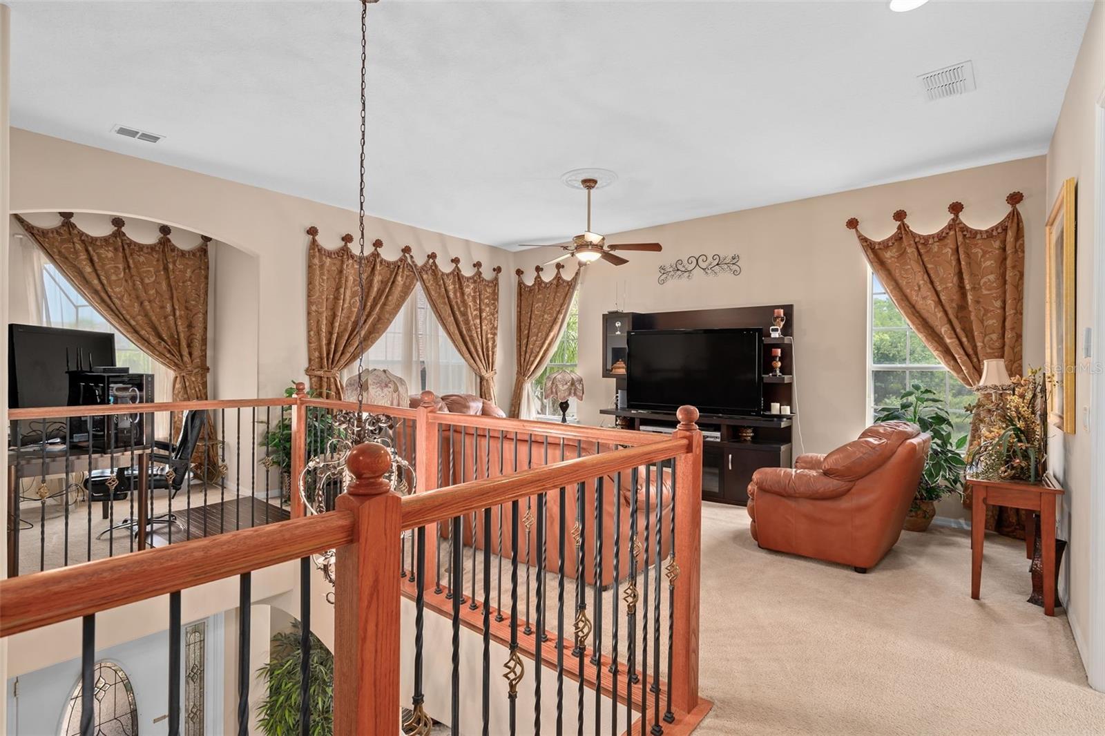 Image 13 of 48 For 15037 Cedar Branch Way
