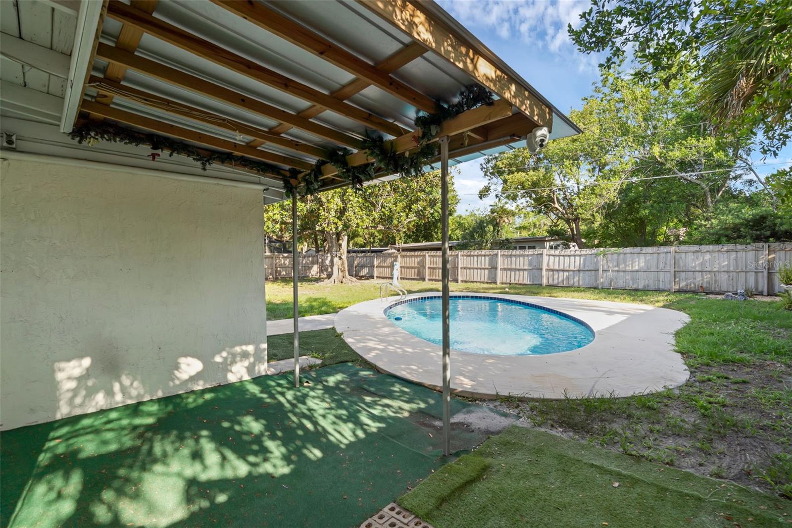 Image 40 of 68 For 807 Airport Boulevard