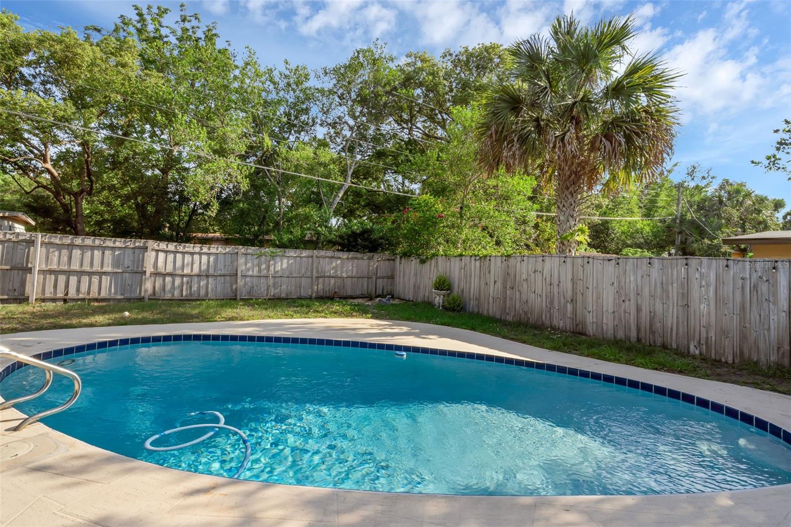 Image 47 of 68 For 807 Airport Boulevard