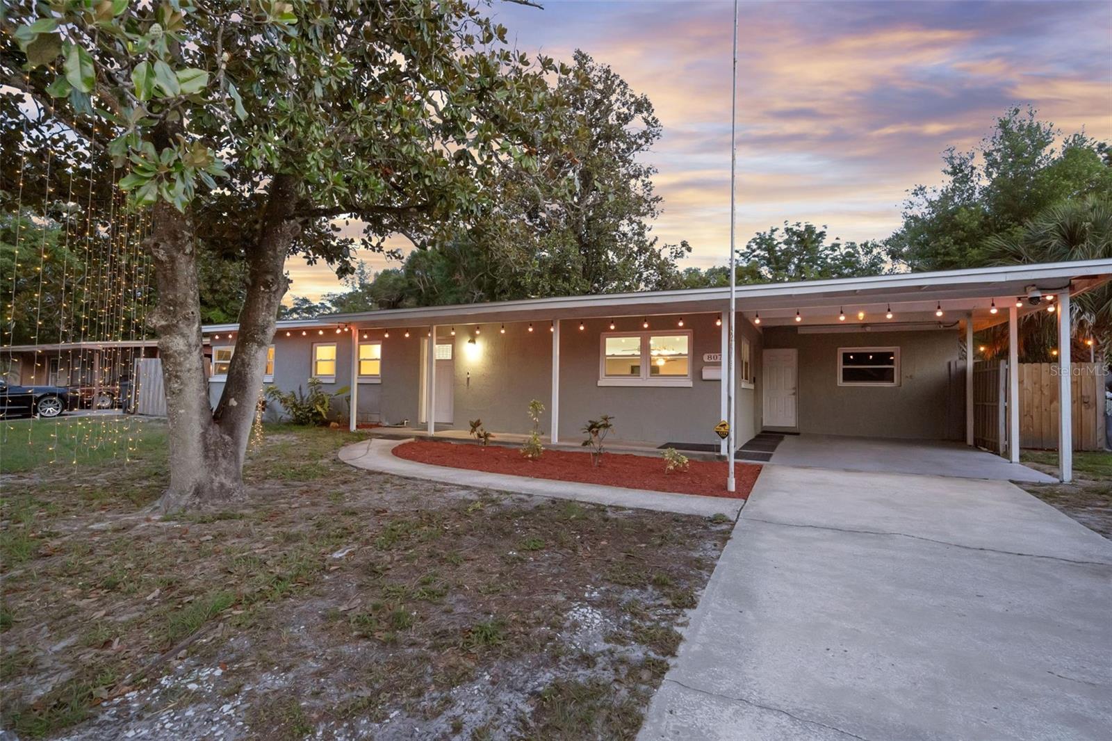 Image 5 of 68 For 807 Airport Boulevard