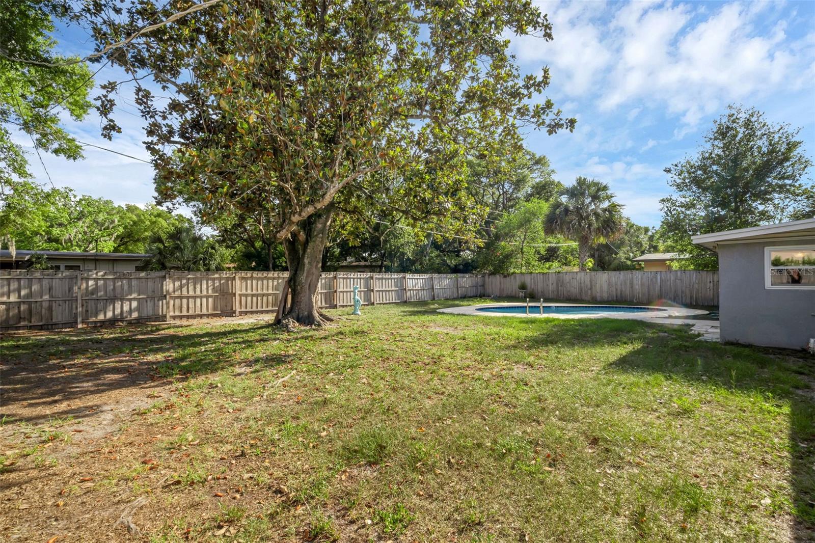 Image 55 of 68 For 807 Airport Boulevard