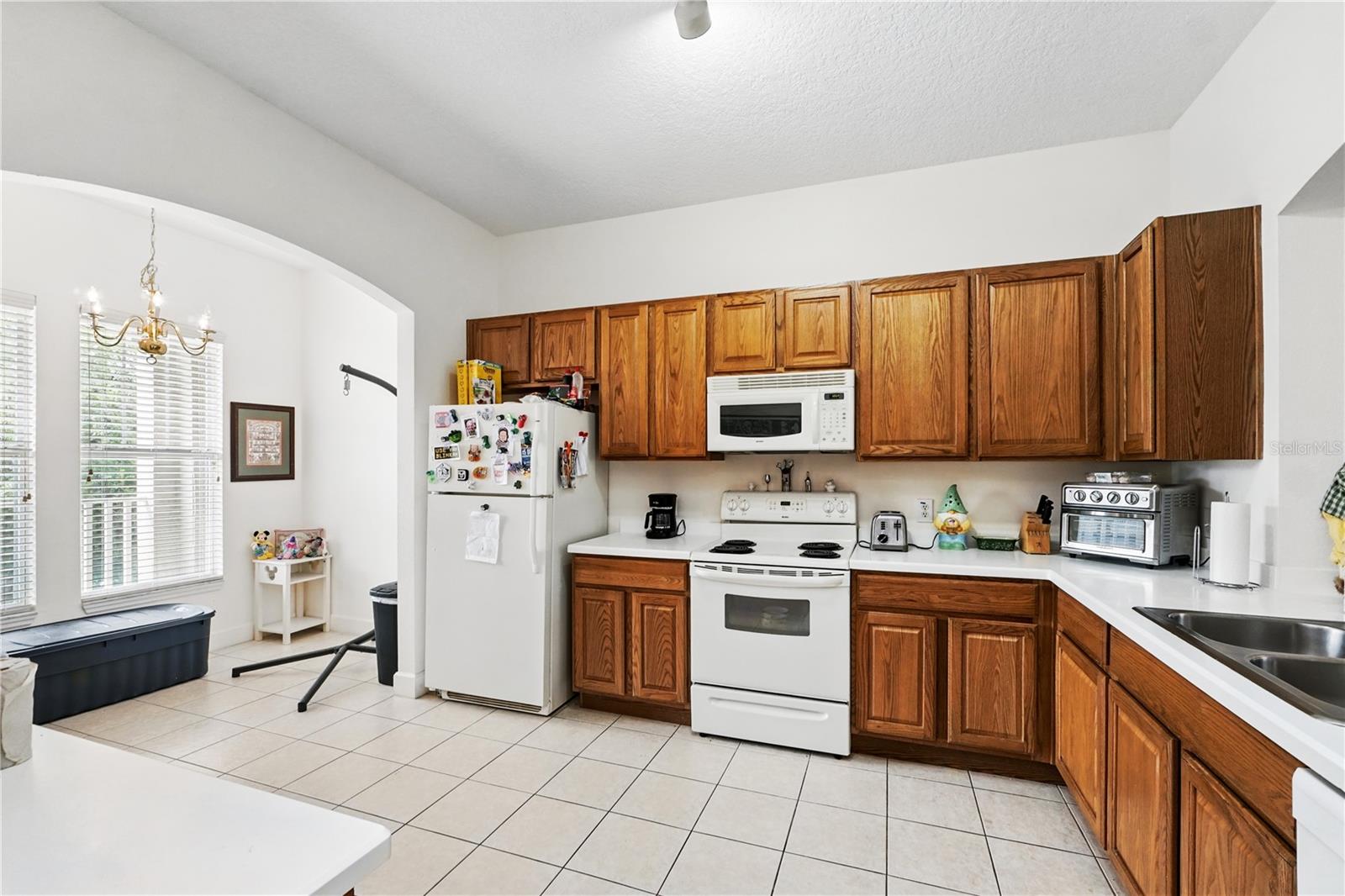 Image 7 of 17 For 1231 Wright Circle 1213