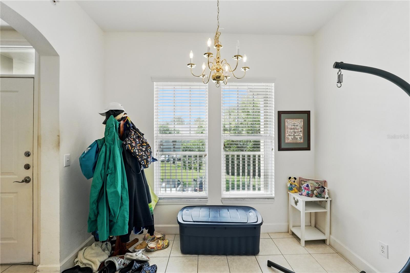 Image 9 of 17 For 1231 Wright Circle 1213
