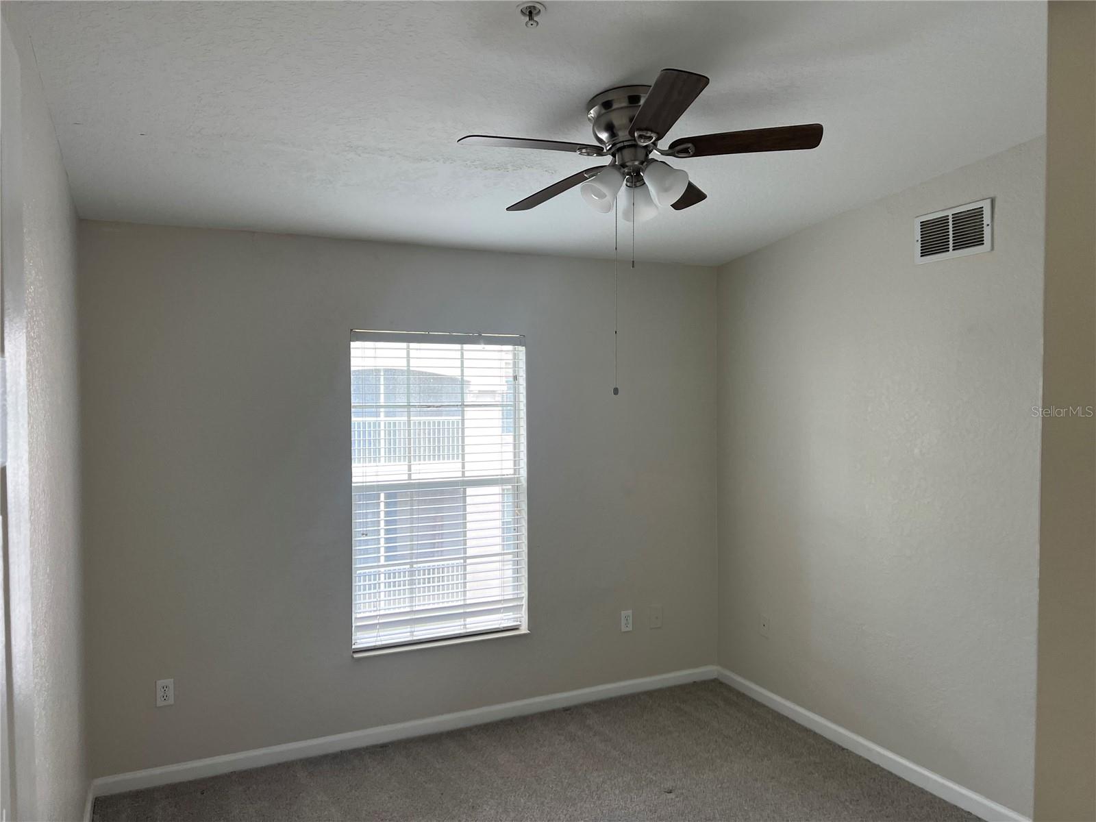 Image 8 of 10 For 3000 Laurel Park Lane 306
