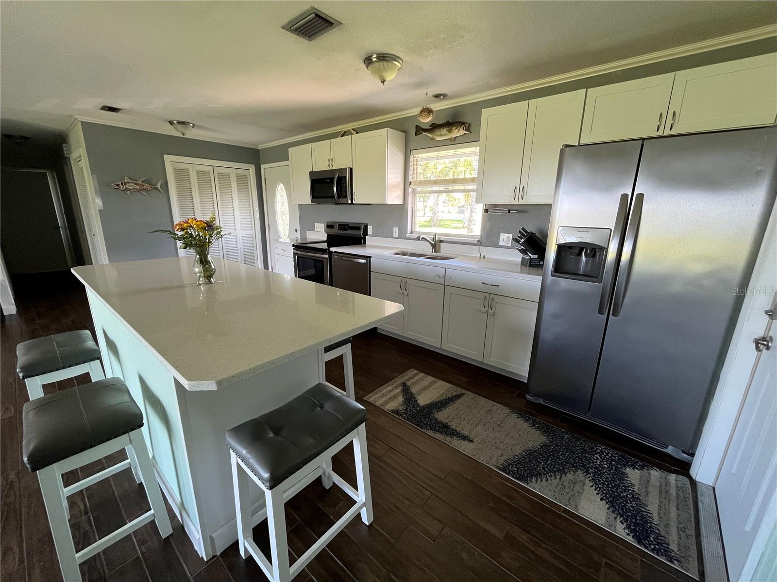 Image 8 of 30 For 203 Parkwood Lane