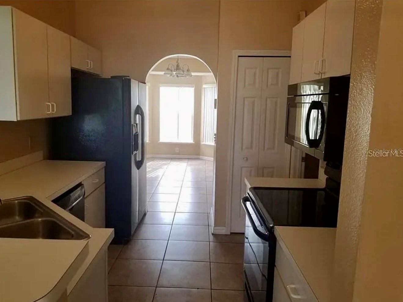 Image 5 of 7 For 462 Lark Court
