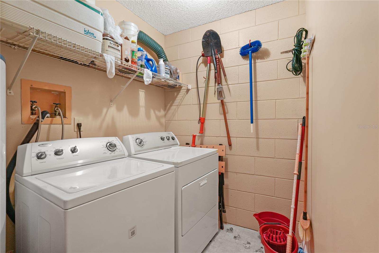 Image 18 of 25 For 11891 Atlin Dr