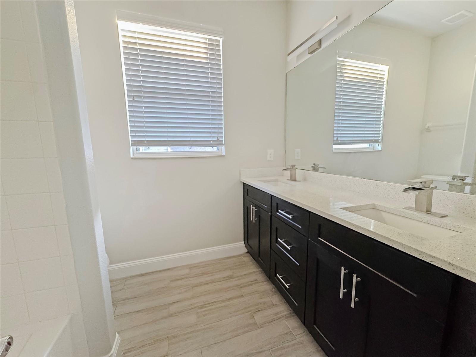 Image 13 of 27 For 2164 Crosston Circle