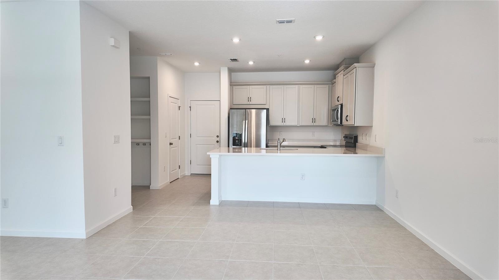 Image 3 of 18 For 9875 Walkway Drive