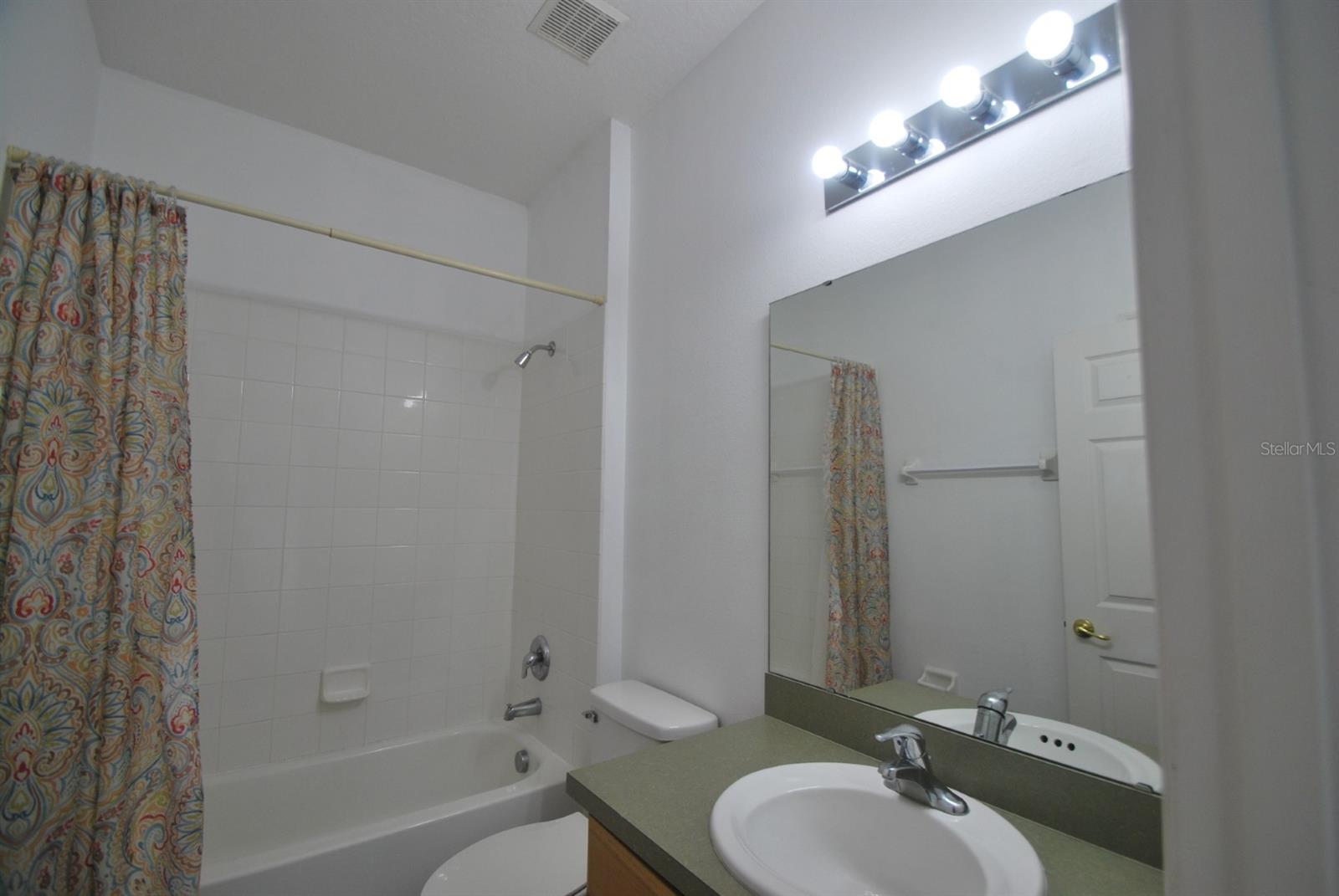Image 33 of 47 For 257 Lancaster Drive