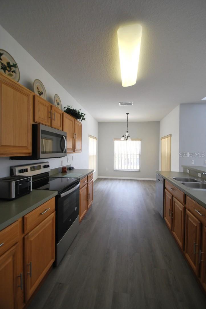 Image 6 of 47 For 257 Lancaster Drive