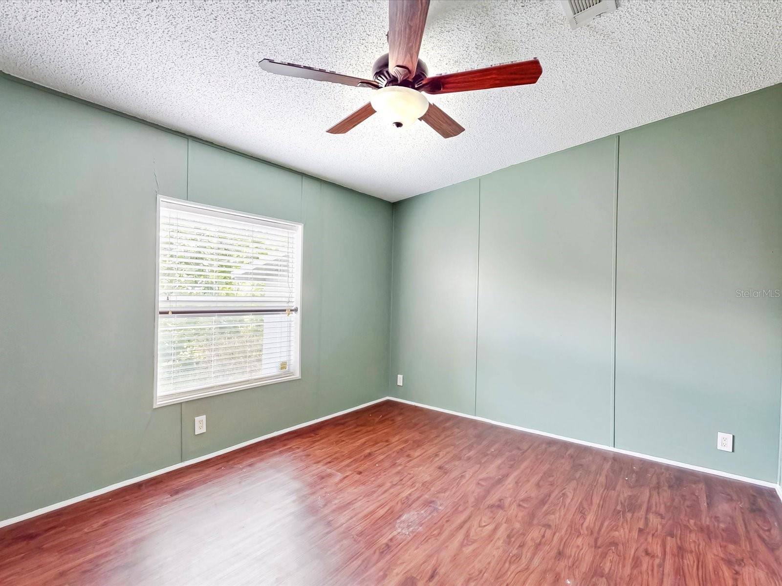 Image 14 of 31 For 54735 Williams Street
