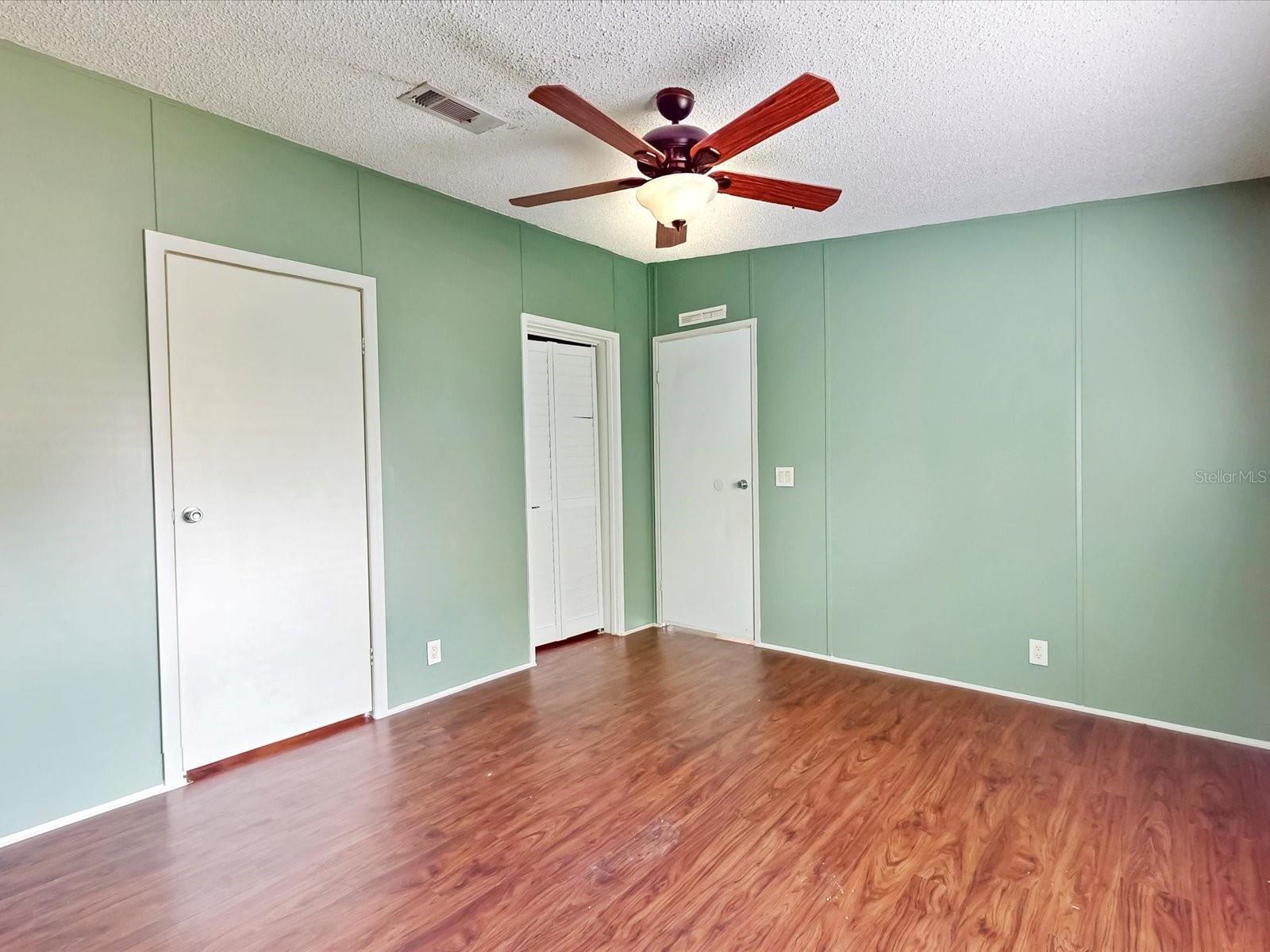 Image 15 of 31 For 54735 Williams Street