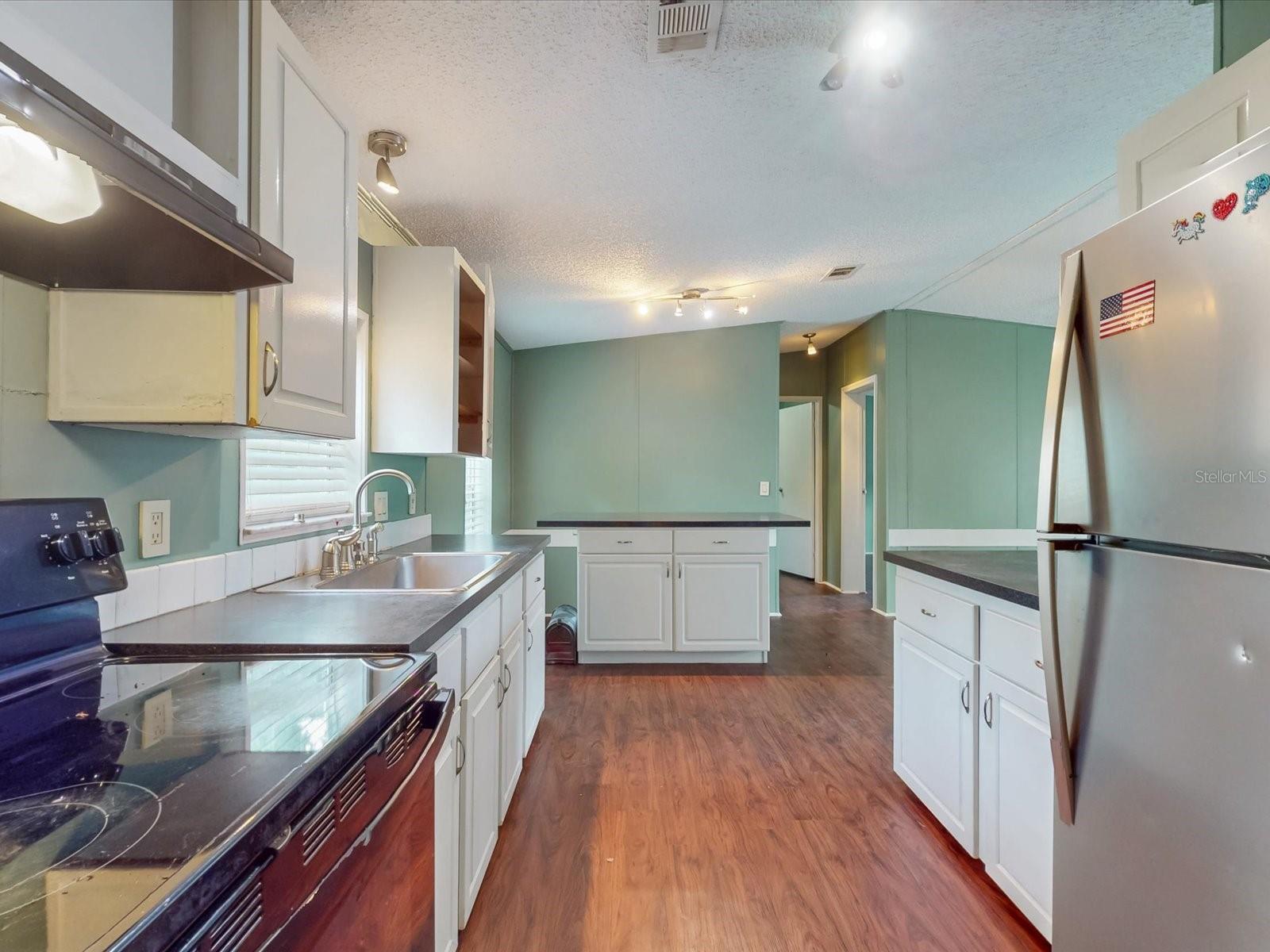 Image 8 of 31 For 54735 Williams Street