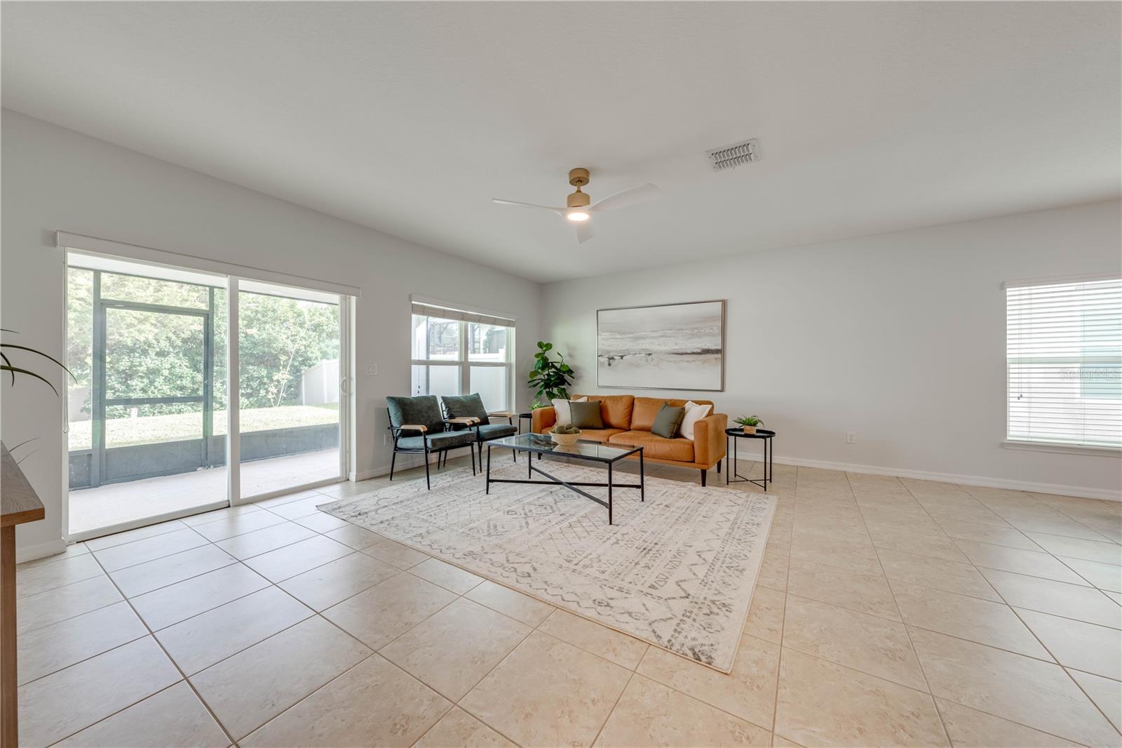Image 14 of 76 For 5249 Villa Rosa Avenue