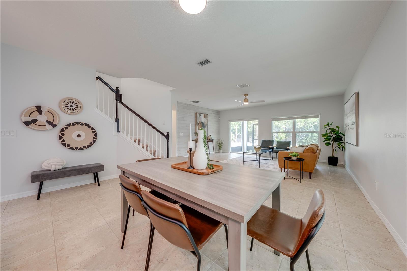 Image 16 of 76 For 5249 Villa Rosa Avenue