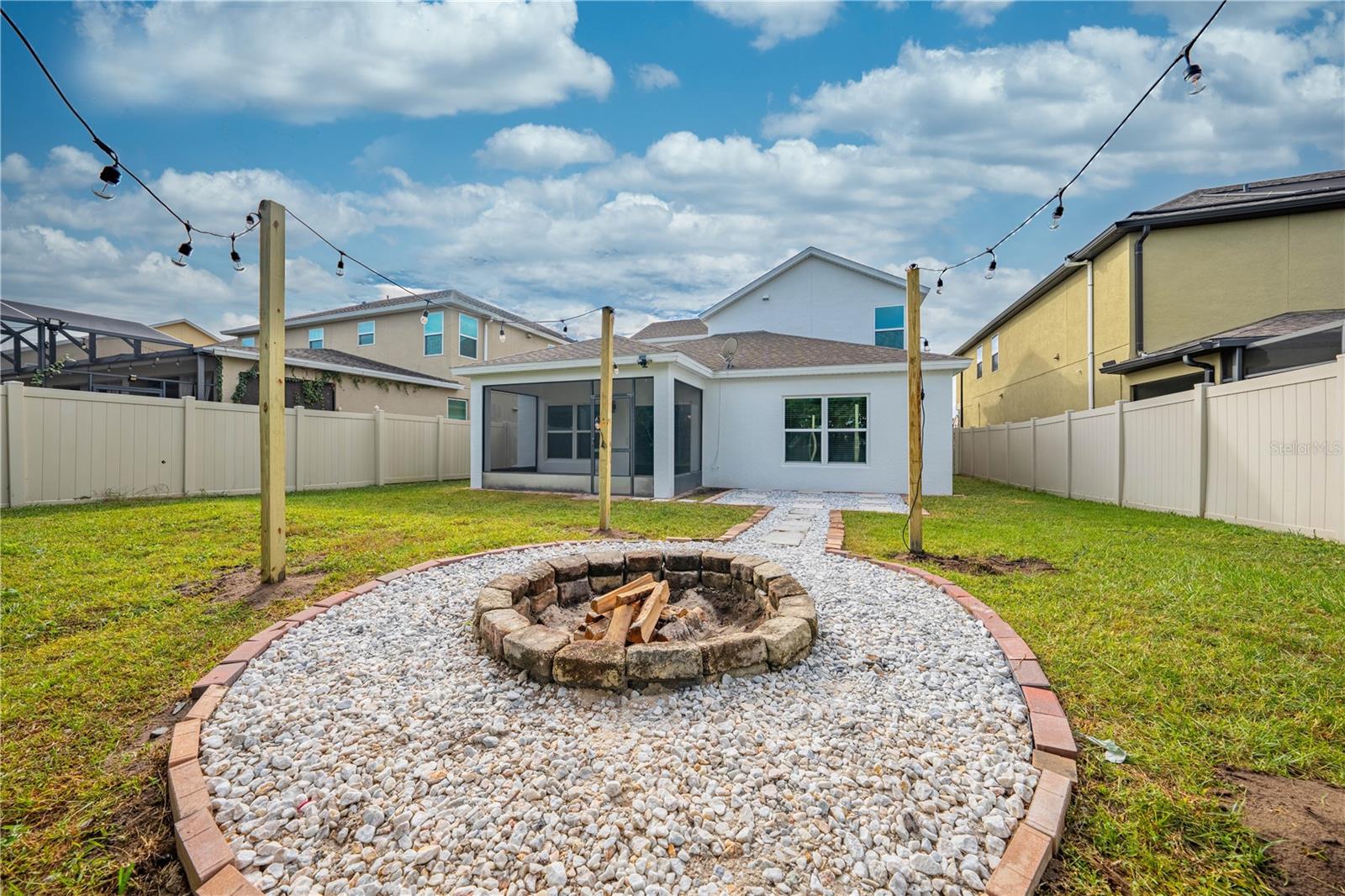 Image 2 of 76 For 5249 Villa Rosa Avenue