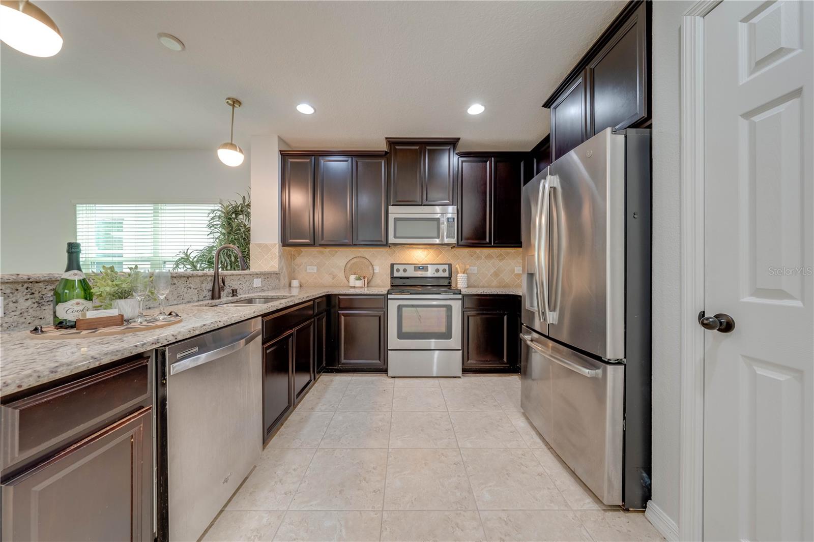 Image 27 of 76 For 5249 Villa Rosa Avenue