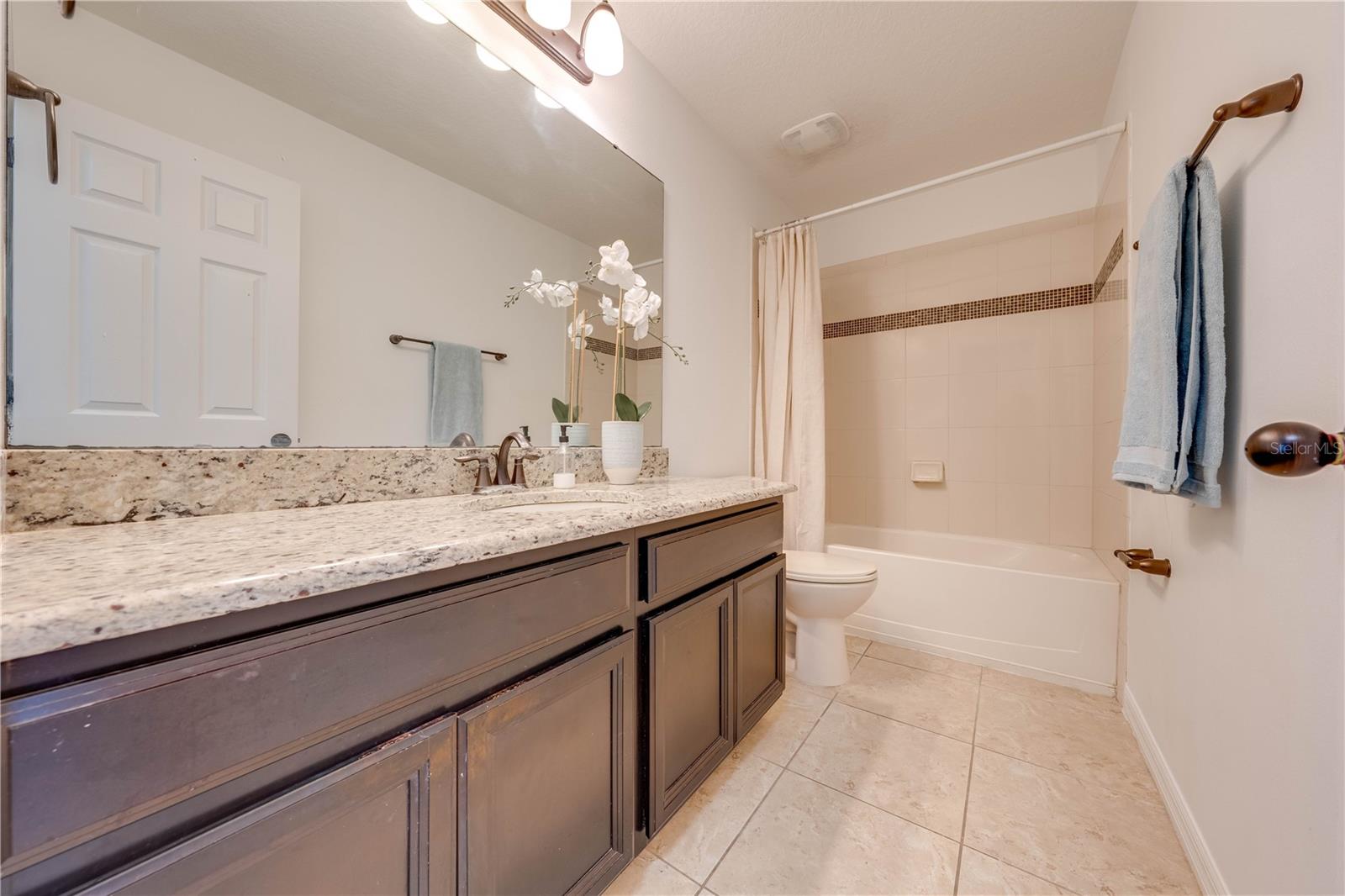 Image 44 of 76 For 5249 Villa Rosa Avenue